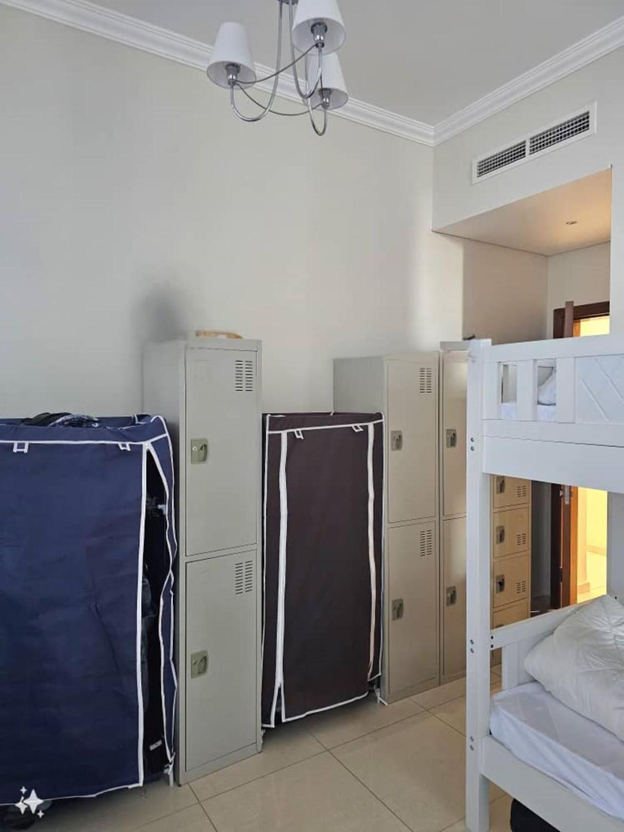 Downtown Holiday'S - 1 Min To Dubai Mall & Burj Khalifa Hostel Εξωτερικό φωτογραφία